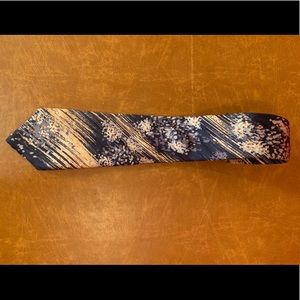 Vintage 1940’s “painted” floral tie